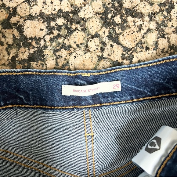 Levis Premium Ribcage Straight Jeans Womens Blue Denim Size 29 Buttonfly - Picture 5 of 6